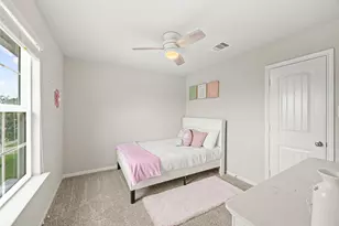 8026 Farthing Ln, Rosharon, TX 77583 - Photo 11