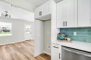 922 Lake Glen Rd, Houston, TX 77336 - Photo 9