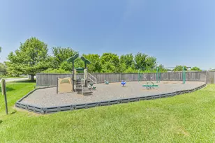 2922 Lemmingham Dr, Spring, TX 77388 - Photo 5