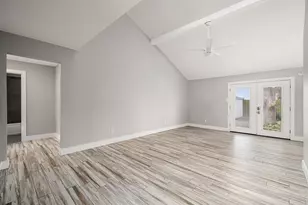 4902 Moody Reef Dr, Bacliff, TX 77518 - Photo 5