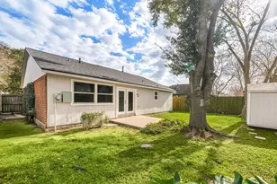 4902 Moody Reef Dr, Bacliff, TX 77518 - Photo 23