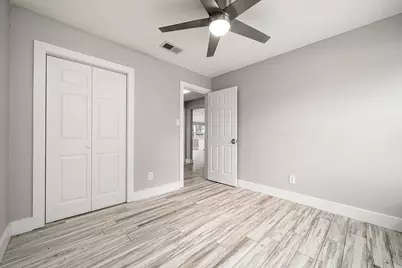 4902 Moody Reef Drive, Bacliff, TX 77518 - Photo 19