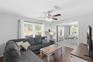 4702 Ave P 1/2, Galveston, TX 77551 - Photo 13