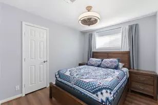 4702 Ave P 1/2, Galveston, TX 77551 - Photo 23