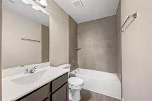 2802 Star Sky Way, Houston, TX 77045 - Photo 27