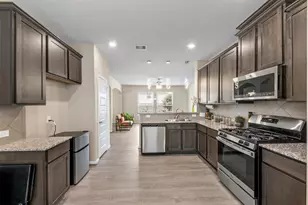 2802 Star Sky Way, Houston, TX 77045 - Photo 13