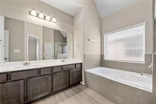 2802 Star Sky Way, Houston, TX 77045 - Photo 19