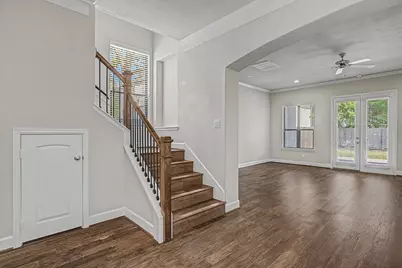 829 W 20th Street, Houston, TX 77008 - Photo 17
