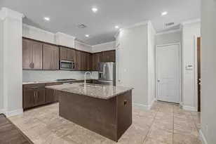 829 W 20th St, Houston, TX 77008 - Photo 5