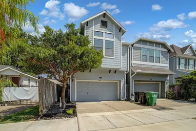 829 W 20th Street, Houston, TX 77008 - Photo 1