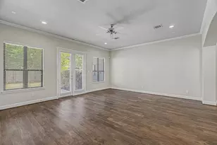 829 W 20th St, Houston, TX 77008 - Photo 9