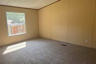 2007 Juanita St, Dayton, TX 77535 - Photo 7