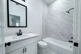 328 Clearwater St, Houston, TX 77029 - Photo 7