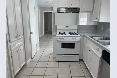 2402 Fawnwood Lane, Spring, TX 77386 - Photo 9