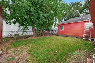 811 Canadian St, Houston, TX 77009 - Photo 39