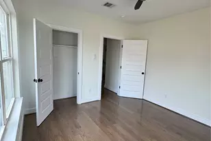 923 Adele St, Houston, TX 77009 - Photo 3