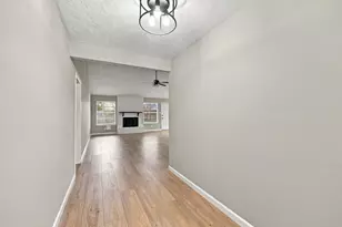 9859 Sageroyal Ln, Houston, TX 77089 - Photo 5
