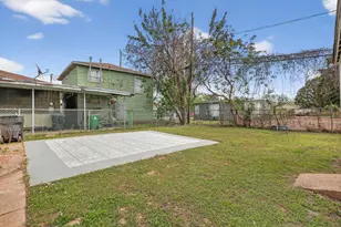 230 Pennsylvania St, Houston, TX 77029 - Photo 3