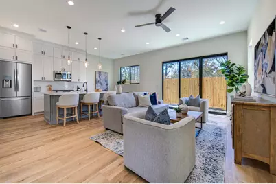 6123 Pacific Forest Drive, Houston, TX 77091 - Photo 9