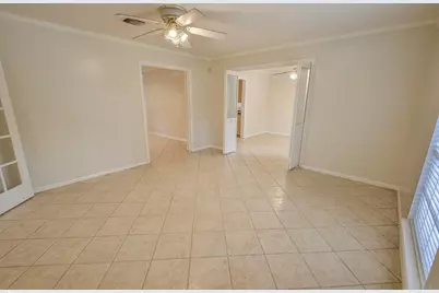 25602 Oakhurst Drive, Spring, TX 77386 - Photo 9