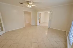25602 Oakhurst Dr, Spring, TX 77386 - Photo 9