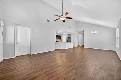 5310 Songlark Bluff Circle, Katy, TX 77449 - Photo 15