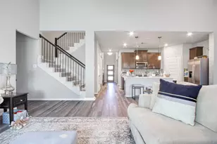 1334 Eagle Pass Dr, Rosharon, TX 77583 - Photo 9