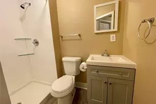 1814 Ave M 1/2, Galveston, TX 77550 - Photo 11