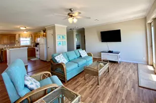 861 Alberdie Dr, Crystal Beach, TX 77650 - Photo 5