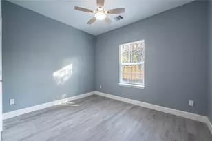 1413 4th Ave N, Texas City, TX 77590 - Photo 13