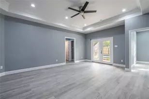 1413 4th Ave N, Texas City, TX 77590 - Photo 5