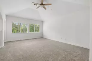 55 W Matisse Meadow Ct, The Woodlands, TX 77382 - Photo 23