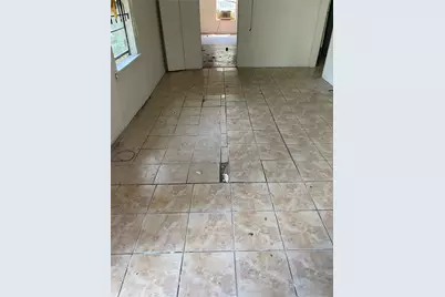 2308 Russell Street, Houston, TX 77026 - Photo 9