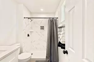 10918 Ensbrook Dr, Houston, TX 77099 - Photo 19