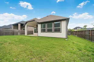 10718 Blossom River Dr, Missouri City, TX 77459 - Photo 9