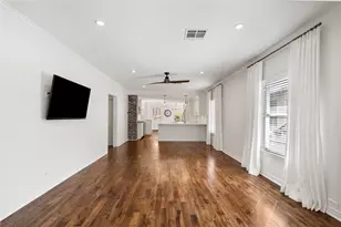 616 Teetshorn St, Houston, TX 77009 - Photo 19