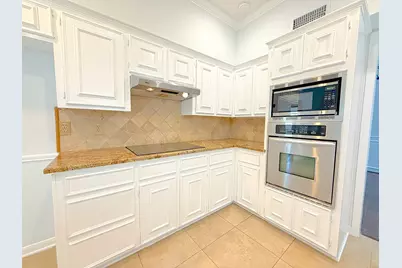 2210 Redcliff Drive, Missouri City, TX 77489 - Photo 7