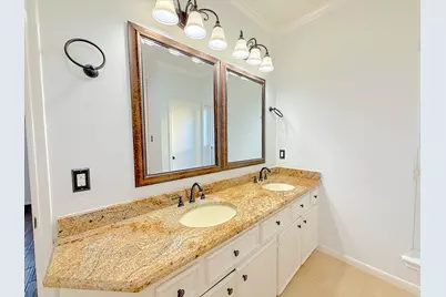2210 Redcliff Drive, Missouri City, TX 77489 - Photo 13