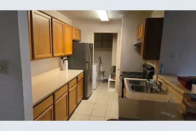 10827 S Braes Bend Dr, Houston, TX 77071 - Photo 3