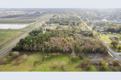 232 N Pecan Drive, Texas City, TX 77591 - Photo 5