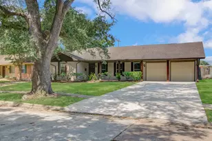 11422 Endicott Ln, Houston, TX 77035 - Photo 27