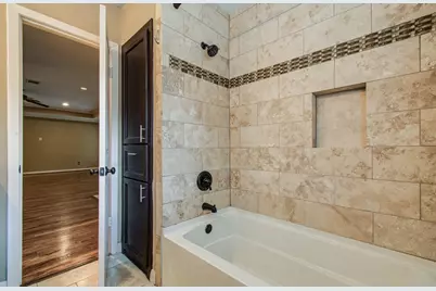 11422 Endicott Lane, Houston, TX 77035 - Photo 21
