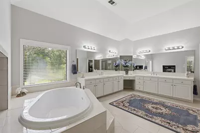 3805 N Briarwood Drive, Brenham, TX 77833 - Photo 17