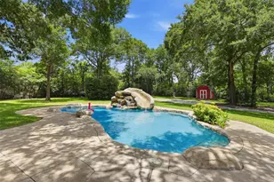 3805 N Briarwood Dr, Brenham, TX 77833 - Photo 5