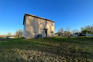 803 N Spanish Camp Rd, Wharton, TX 77488 - Photo 11