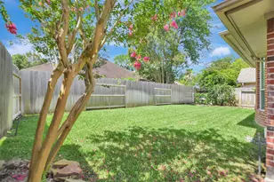 1110 Parkhaven Ln, Houston, TX 77077 - Photo 39