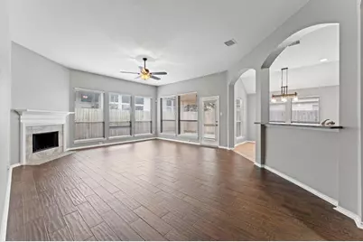 9422 Mustang Park Court, Humble, TX 77396 - Photo 5