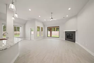 2140 Golden Spruce Court, Conroe, TX 77301 - Photo 9