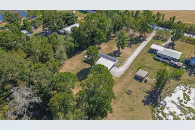 560 County Road 142, Liberty, TX 77575 - Photo 41