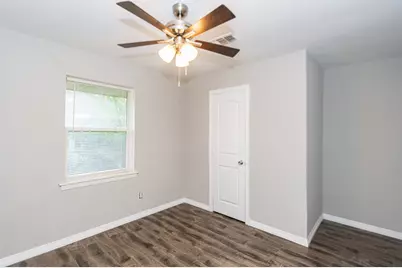2002 Nottingham Street, Pasadena, TX 77502 - Photo 17